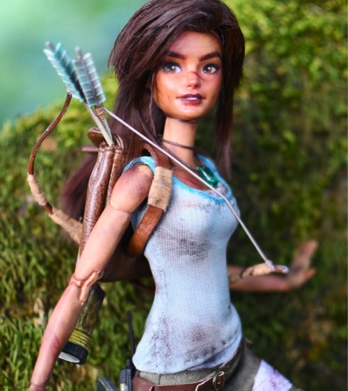 And here is my second @barbie made to move custom!! I got inspired by @hextian ‘s own Lara Croft video so I decided I wanted to do the Lara from the newest games WHICH I LOVE @tombraider @crystaldynamics @squareenix Thank you for making such an awesome