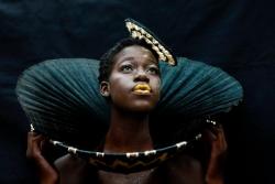 iluvsouthernafrica:  Swaziland/Zimbabwe: Stunning designs by women of Southern Africa through Mustard Seed Africa’s “Rural to Ramp” showcase. 