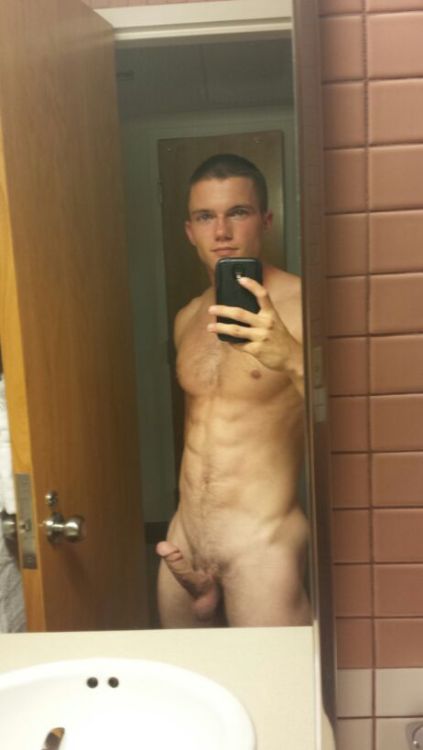fit-dude:  straightdudesnudes:  Joseph was one of my first military studs! 