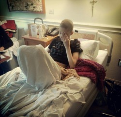 krystil-with-a-k:  tattoosanddrugs:  itty-bitty-babe:  kingforhermione:  lets-get-drunk-and-gamble:  scarred-mistake:  beanpunk-rockerbath:  This is 19 year old Marie Fowler. Her cancer just returned, and has been declared terminal. She’s already in