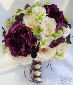 idealpinner:  17 Piece Package Wedding Bridal Bride Maid Of Honor Bridesmaid Bouquet Boutonniere Corsage …:  17 Pieces Wedding Bridal Bouquet Set Decoration Package Silk Flowers PLUM EGGPLANT “Lily Of Angeles” on Etsy, 1 355:86 kr http://goo.gl/htmFJH