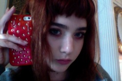 tiit:  my boss just asked why i have a tomato phone case  