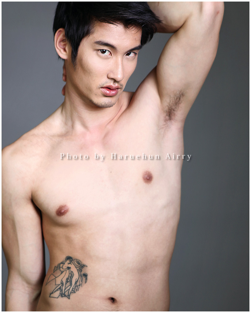 haruehun:  Erik Thai’s very first shoot in Asia.