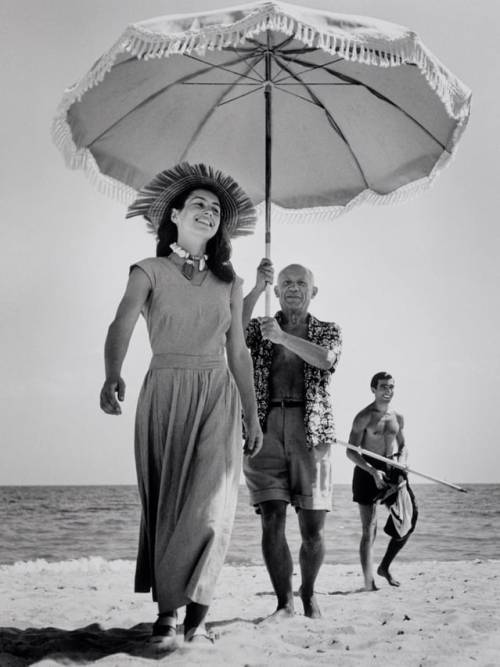 Pablo Picasso &amp; Francoise Gilot photographiés, Robert Capa - 1948 Nudes &amp; Noises  