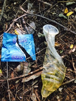 usedcondomss:  Everyday we see crazy things! Today I found a condom full of pee! Maybe some kids just tried to pee in a condom or maybe a perv guy just had his fun!   Either way, I found it hot!