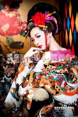 dummy-kanji:(vía Восток Китай, Вьетнам ,И так далее | Asiaticas | Pinterest | Geishas, Belleza asiática y Diseño moda) 