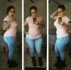 justtightjeans:  Thick girl in tight jeans