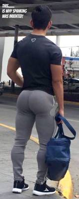 bodybuildertop:  manrumpsxxx:  Follow Me For The Sexiest Rumps On Tumblr  Lovely muscle ass
