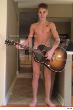 nakedcelebrity:  Justin Beiber Butt ass naked playing a prank on his grandmother