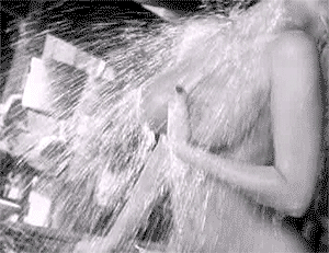 justnaughtyanderoticgifs:  Anna Nicole Smith - Bathing Beauty