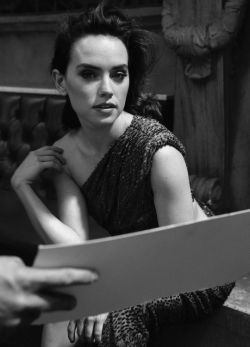 lastjedie:New outtakes | Daisy Ridley for the Hollywood Reporter by Miller Mobley