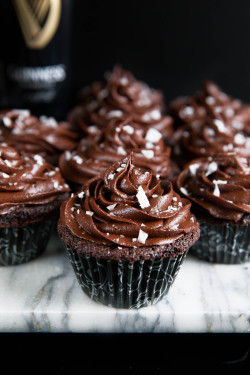 foodffs:  CHOCOLATE STOUT CUPCAKES  Really nice recipes. Every hour.
