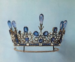 carolathhabsburg:Sapphire and diamond tiara,