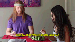 sizvideos:  If meat eaters acted like vegans - Watch the full video