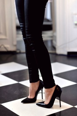 chanel-and-louboutins:  ✝