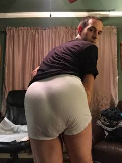 aklsdjfkasjdf:runkansasrun:Also thought you might enjoy seeing the actual photo of the load ;).  My name is Chris Burdick and I like to shit my pants.  SO AWESOME! Love seeing this handsome man poop his shorts
