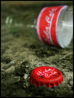 gamefreaksnz:  Refreshment in the Wasteland (by yiyo-chan) Tasty irradiated coke is tasty!