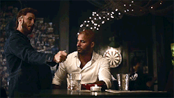 lauraspuppy:  Coin tricks, is it? Pablo Schreiber as Mad Sweeney, Ricky Whittle as Shadow Moon, American Gods – The Bone Orchard (S01E01)
