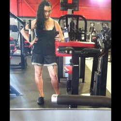 Training to be a WWE wrestler #jk just trying to not be fat. 💪 #longlegs #thestruggle #wrestler #likemydaddy #sweat #leanandmean #mostlymean  (at The Colosseum Health And Fitness)