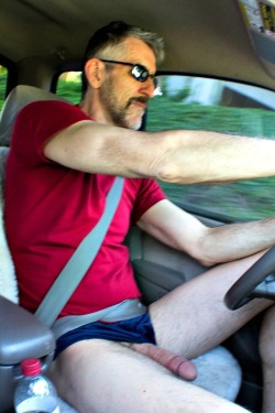 dadsonsex:  Driving with uncle joe