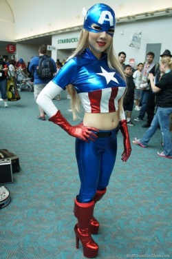 cosplay-paradise:  Captain Americahttp://cosplay-paradise.tumblr.com