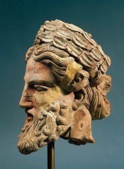ganymedesrocks:  giodelcaso: Etruscan It Is Time to Rise; Bearing a Cup to Zeus’s Lips… Zeus’ - head from the Via San Leonardo Temple Polychrome terracotta work Orvieto, Umbria, Italy Circa 5th century BC 
