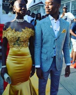 fckyeahprettyafricans:  Melanin and gold  Gold coast Ghanaians Ig asamellea Dress by NYC based Ghanaian designer  Ig mimmy.yeboah (madeinghana)