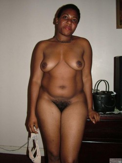 women-nudist:  black mature nude