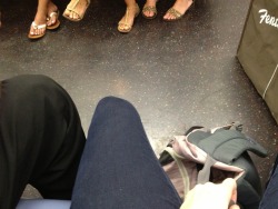 mooses-unicorn-in-the-tardis:  time-travel-and-madness:smiley18962:imakegoodlifechoices:I’ve begun silently fighting back against jerks on the subway who sit as spread out as possible. Basically I match your stance.This guy was sitting on the train
