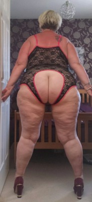 We-Spunky2:  Amazing Ass On Ths Granny.   Glorious