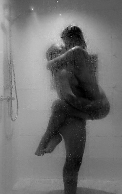 ilikeyourwife:I so love those hotel suites where a large shower space is included and I can pick her up and, yes, play with her. Its like we’re kids on the playground again.  Mmmmm I love a nice sharing shower