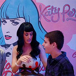 fistopher:  katy perry assaults a young homosexual because she hates gays 