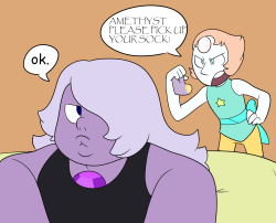 dontyoufourcheddarboutme:  Okay but Sans and Papyrus are basically Amethyst and Pearl  Just a really stupid doodle 