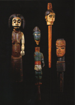 ukpuru:  Theatrical Ibibio puppets, from present day Akwa Ibom State, eastern Nigeria. Puppets with articulated arms and jaws manipulated by rods. Photo: E.A. Dagan, 1990. 