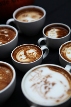 latte-art:  That Barista Thing 2012 (Latte Art Competition) (by GoToVan)