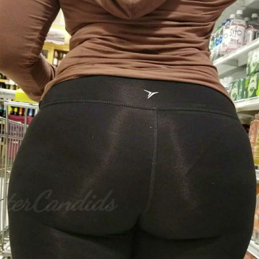 miamicandids:candidqueens1:Im back old page got deleted and reported if interested in this full video hit me up over 6 minutes of thick spanish but booty she was breaking necks people couldn&rsquo;t keep their eyes off that ass!This bitch ass is so damn