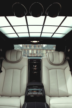 wormatronic:  Maybach 62 S | More   This seriously is the shit&hellip;