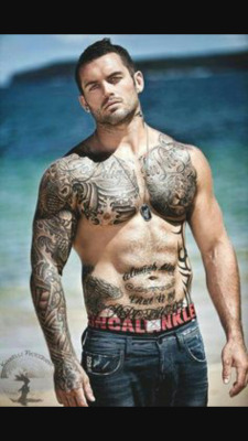 Hot tattooed men.