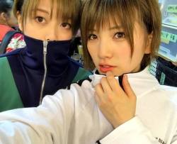 tsuu dyed her hair using the same color as nana’s hair.not a coincidence :v