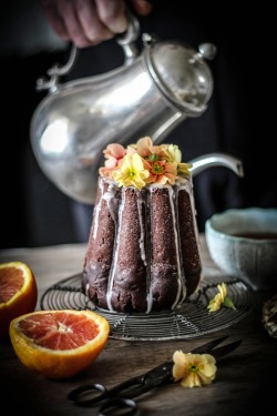 confectionerybliss:  Blood Orange Chocolate Cake With Cacao NibsSource: Twigg Studios