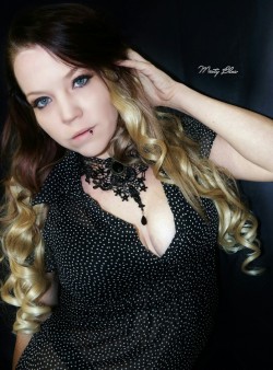 mistybluetx:  Necklace- dark angel couture
