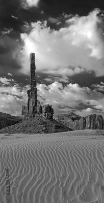 “Totem” Monument Valley-jerrysEYES