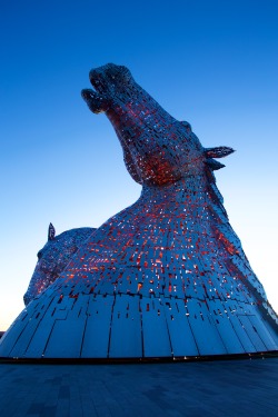 dswainphoto:The Kelpies I finally took myself to go and see the Kelpies up near Grangemouth today. They opened in April this year, and I’ve been very slow at getting myself over there. Partly because I’m still a bit nervous about driving… I shouldn’t