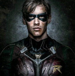 dailydcheroes: Brenton Thwaites as Robin in Titans Series
