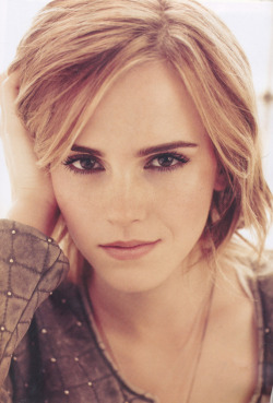 rateyourculone:  Emma Watson   categoria: