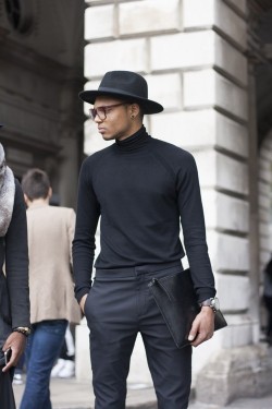 fashionwear4men:  pausemag:  Street Style Shots: London Fashion Week Day… http://yourstyle-men.tumblr.com/post/98524065334