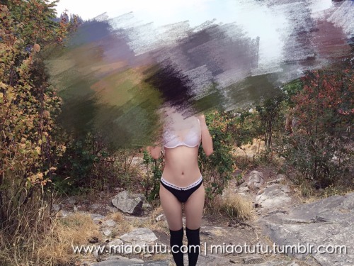 Porn Pics miaotutu:  卧槽 tumblr还有发图限制啊