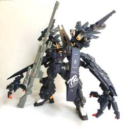 aniplamo:  zeon-kaiju:Nightmare fuel hahaha but that is a bad banshee norn by Takakiy1109 from gunpla fan-club. how is this nightmare fuel? this builder always does unique twists instead of trying to make complete replicas based off the source material