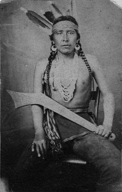 nativeamericannews:Big Eagle (Dakota: Waŋbdí Tháŋka, c. 1827-1906) was the leader of a band of Mdewakanton Dakota Sioux in Minnesota. http://bit.ly/Zb9vZ7   