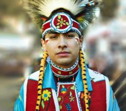 nativeamericannews:   Native Student Tackles